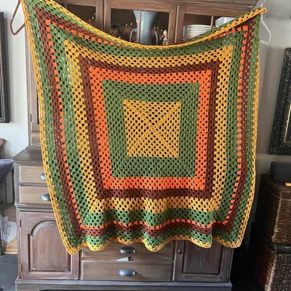 Vintage 70’s crochet blanket - Picture 1 of 7